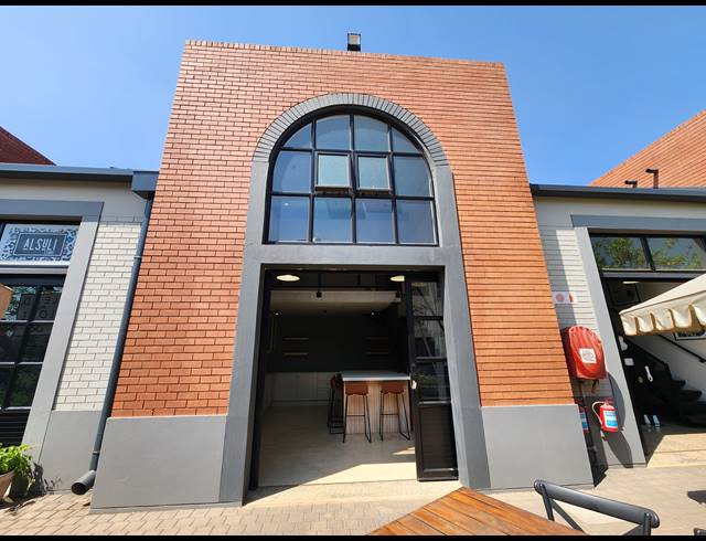 72M² SHOWROOM TO LET IN ROOIHUISKRAAL